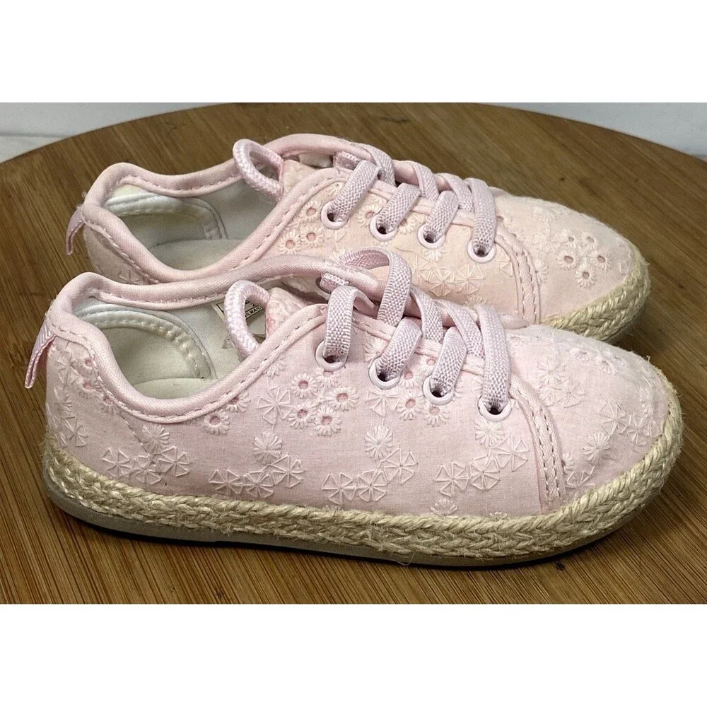 Carters Girl Embroidered Sneakers Size 7M Pink